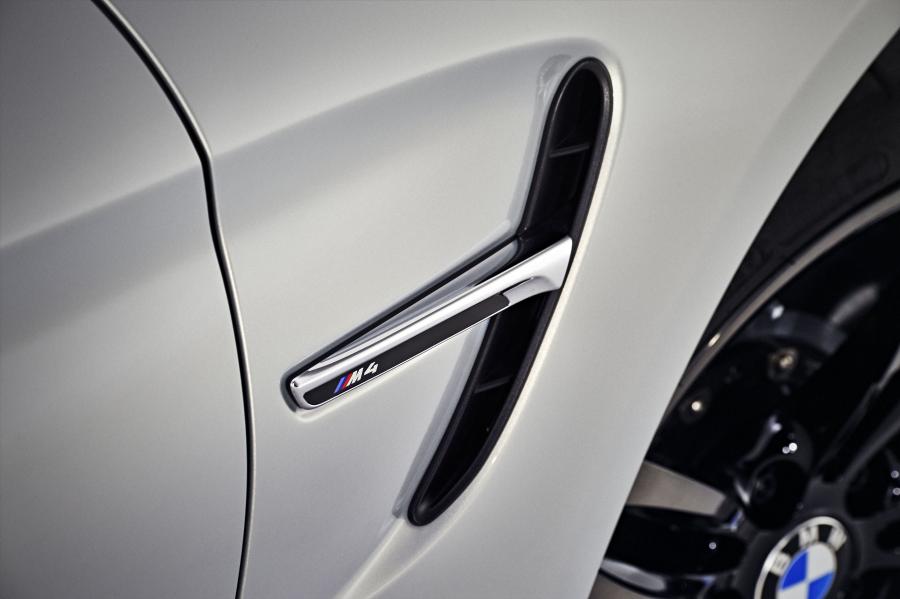  BMW M4 Convertible 2014 года  (фото 154 из 276)